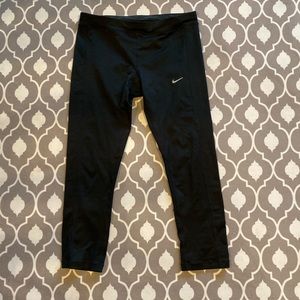 Nike Dri Fit Mid Calf Leggings M